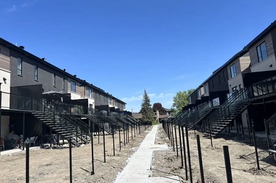 Modèle de balcon et rambardes à Saint-Constant